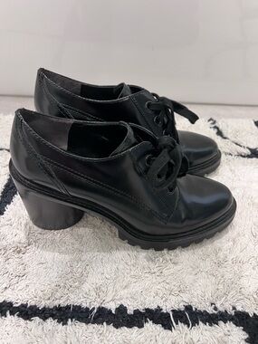 Marc Jacobs Black Lace-Up Chunky Heel Oxford Shoes